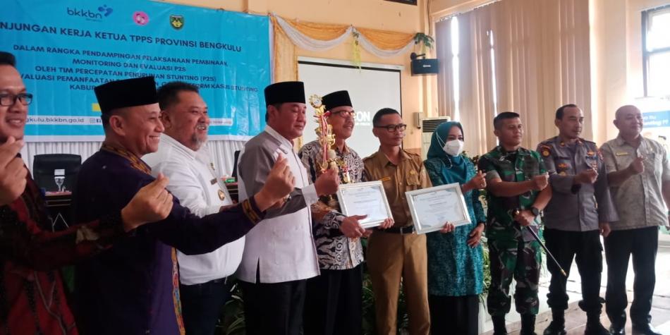 JUARA 1 SEKOLAH SIAGA KEPENDUDUKAN PARIPURNA BKKBN PROVINSI 